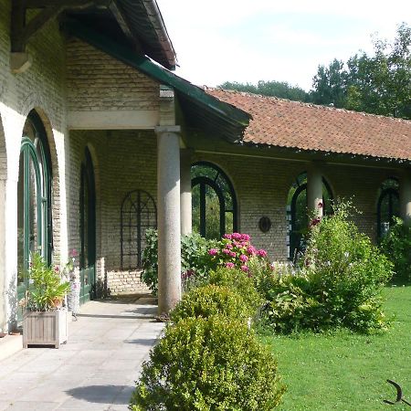 Manoir De Bois En Ardres Bed & Breakfast エクステリア 写真