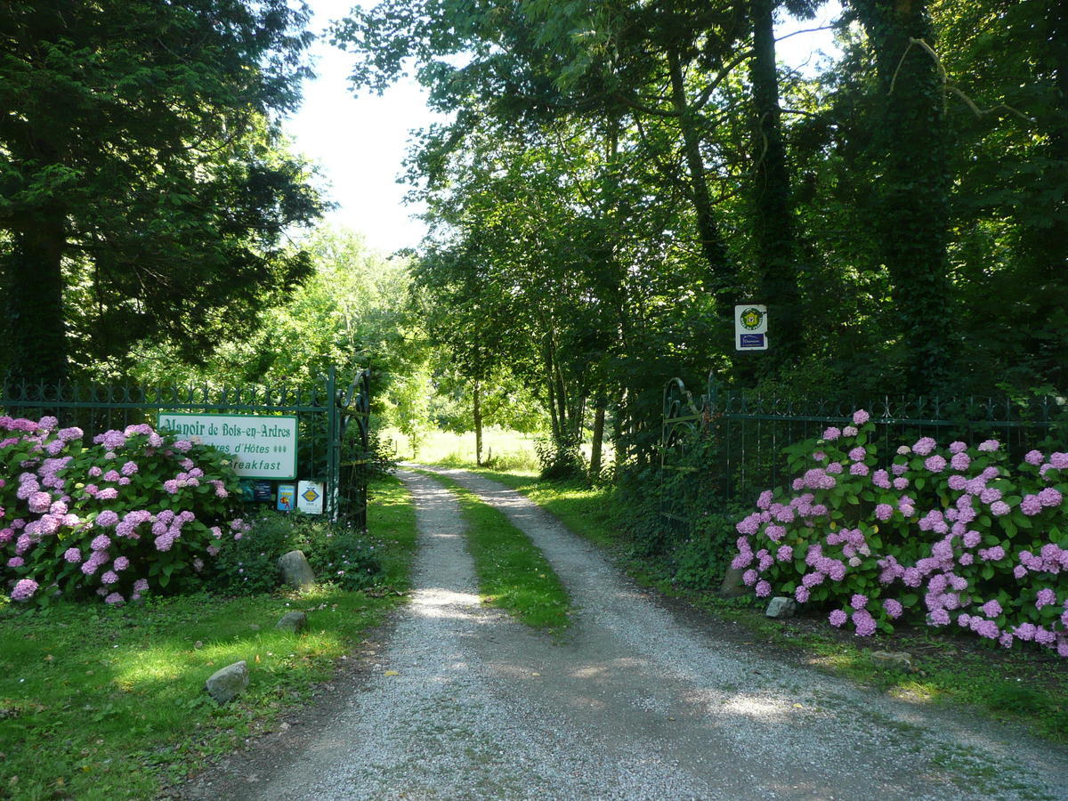 Manoir De Bois En Ardres Bed & Breakfast エクステリア 写真